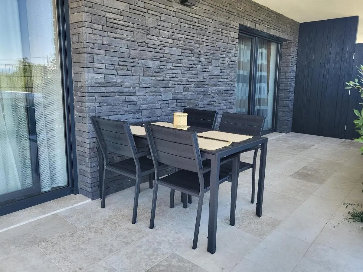 Coco De Luxe Apartment Malinska