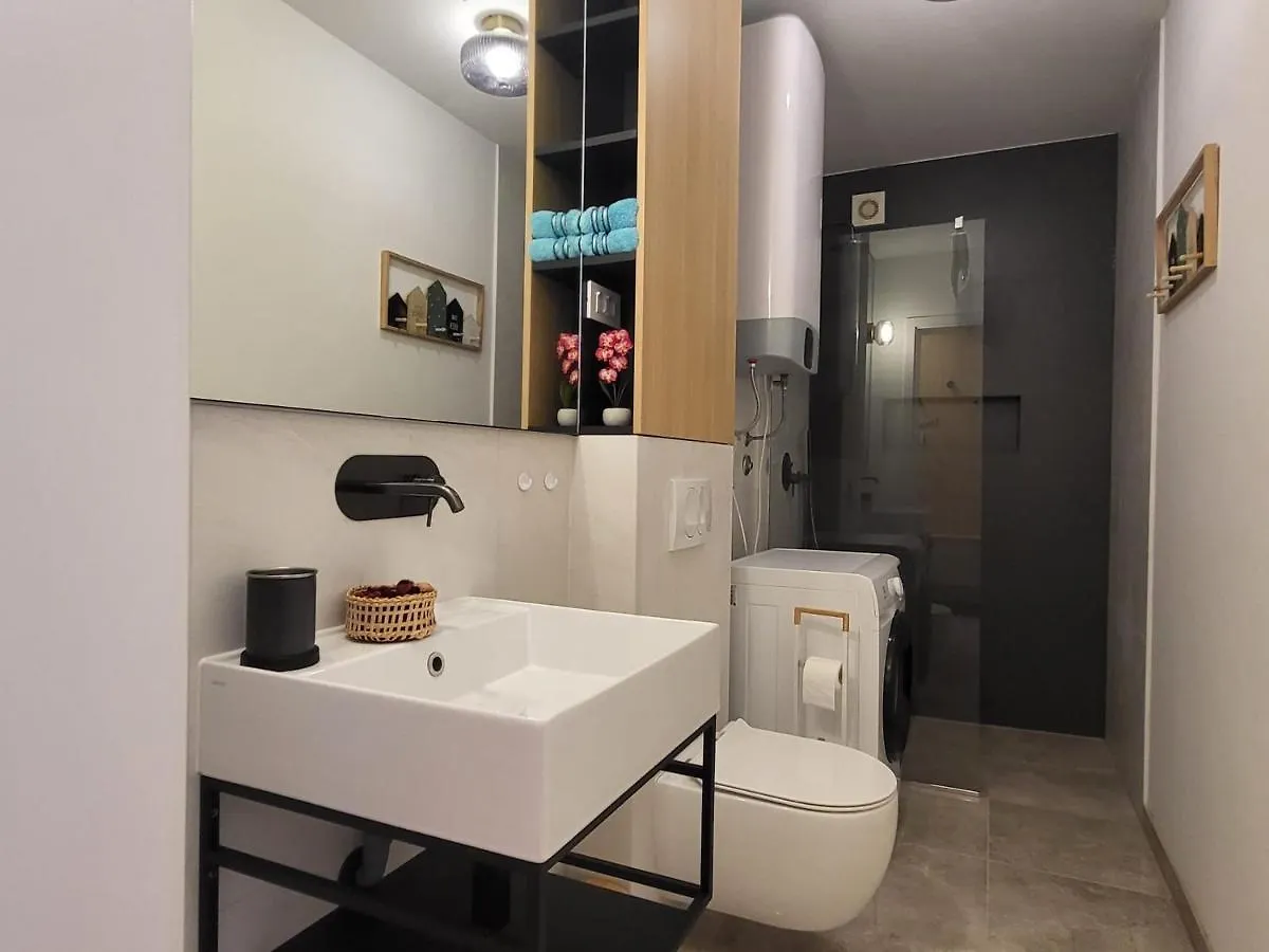 Coco De Luxe Apartment Malinska