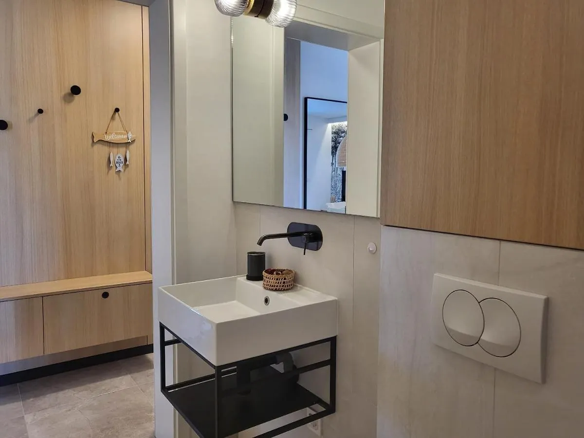 Coco De Luxe Apartment Malinska Croatia