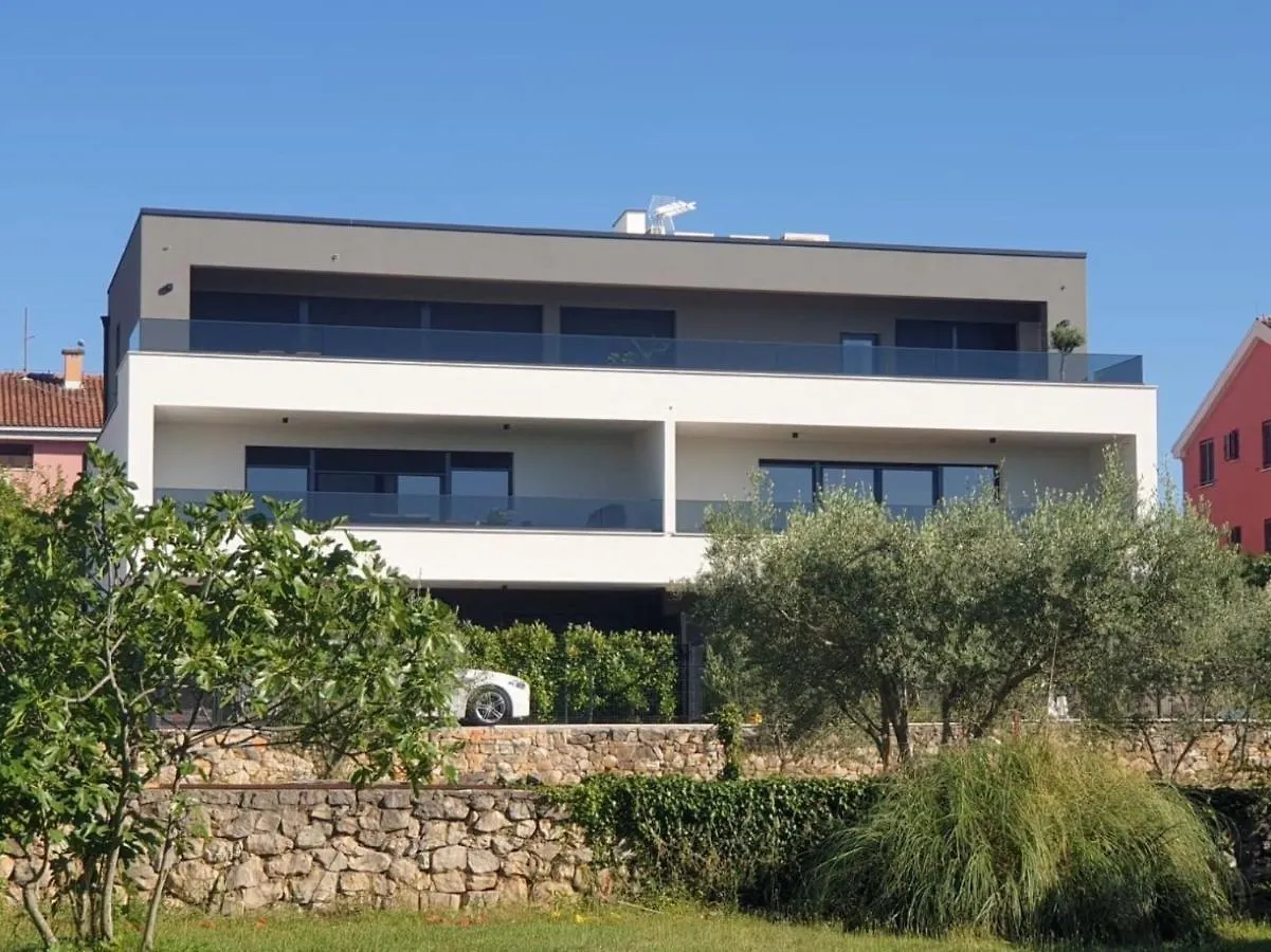 Coco De Luxe Apartment Malinska