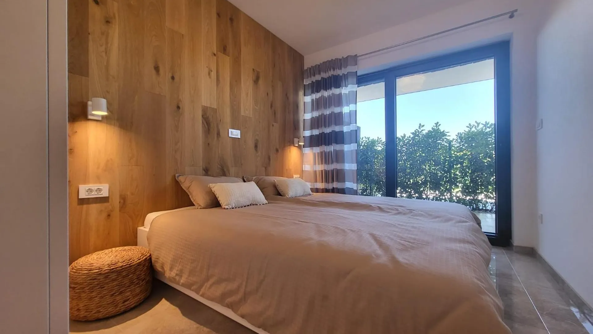 Coco De Luxe Apartment Malinska